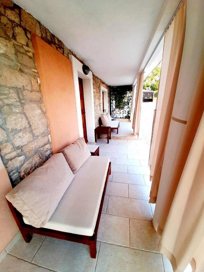 Villa Alma Kaštelir エクステリア 写真
